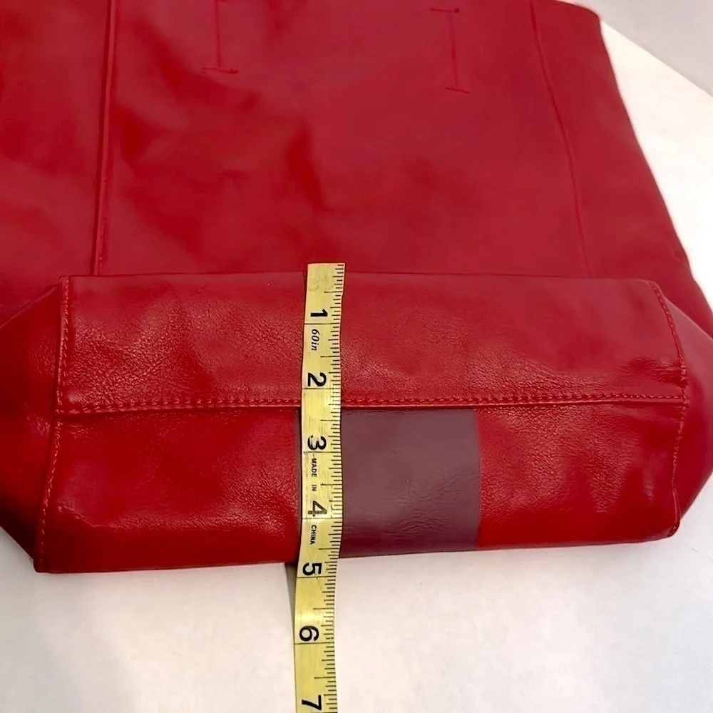 Saks Fifth Avenue Red Tote Bag with removable zebra tag NWT
